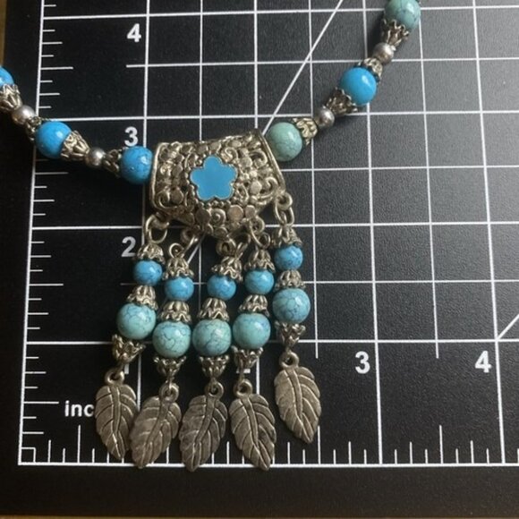 Faux Turquoise Beads Necklace Tibetan Silver Leaves Tribal Lady's Torque 14-17" - Picture 6 of 8